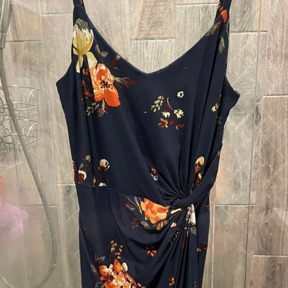 Nine Britton navy floral print midi dress